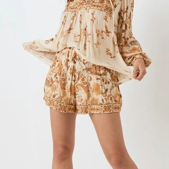 Spell & The Gypsy Hendrix Shorts - Picture 1 of 5